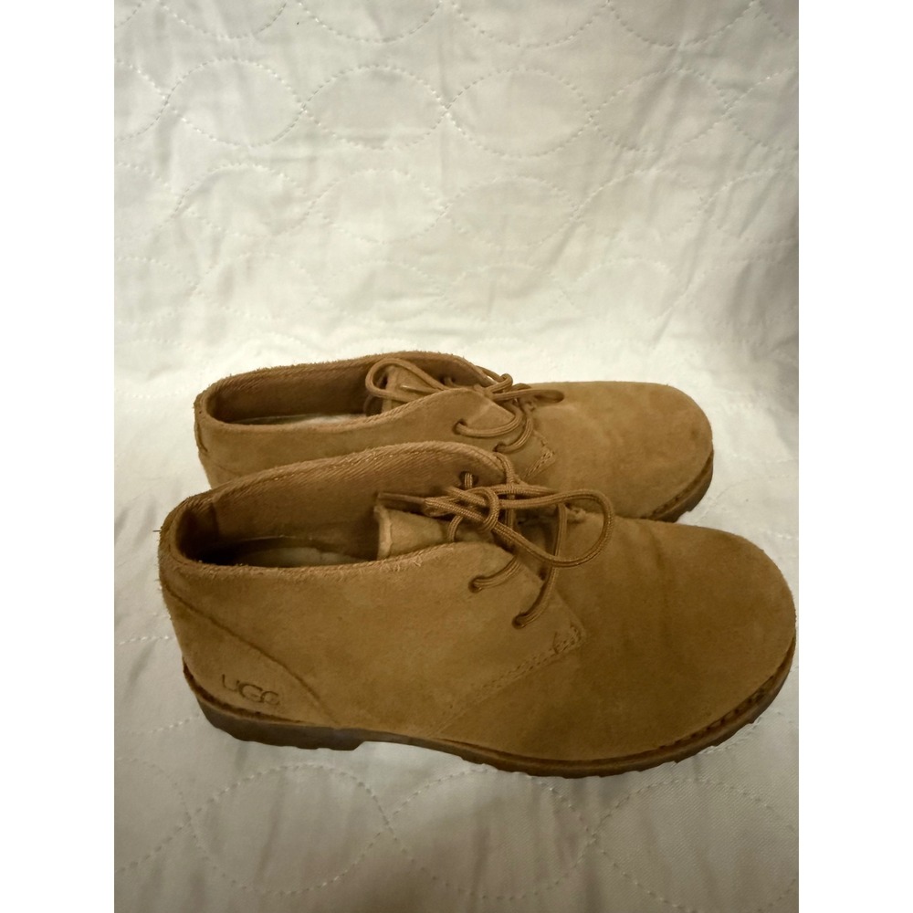 UGG Neumel Suede Chukka Boots Chestnut Brown 1016056 Kids Size 4 Women 6